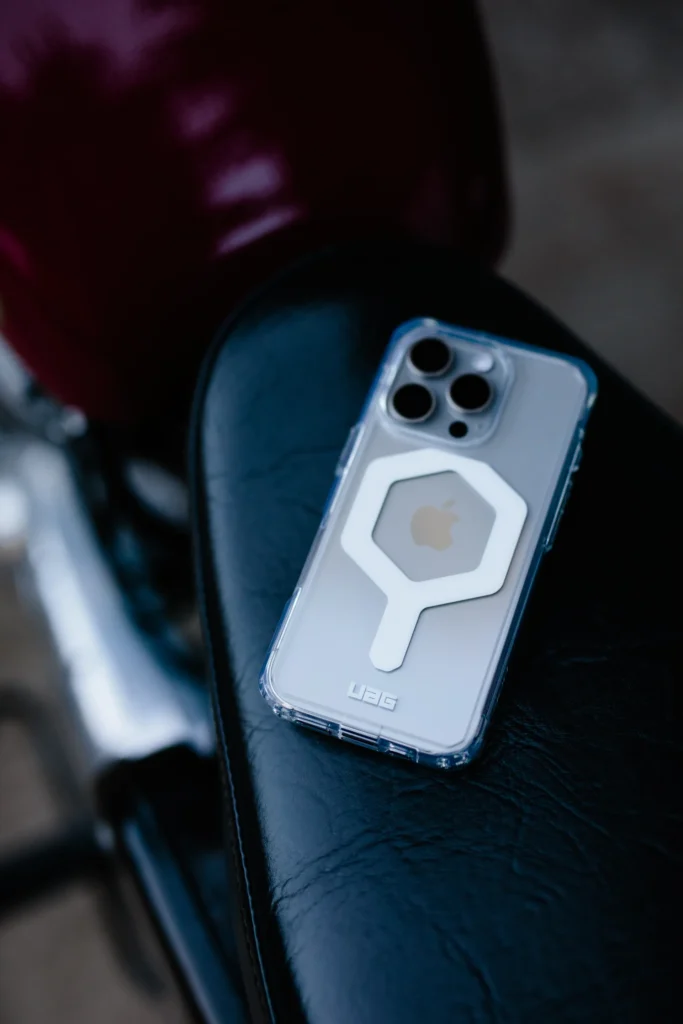 UAG Lifestyle 101124 Iphone 16 Oregon Day 03 33.jpg